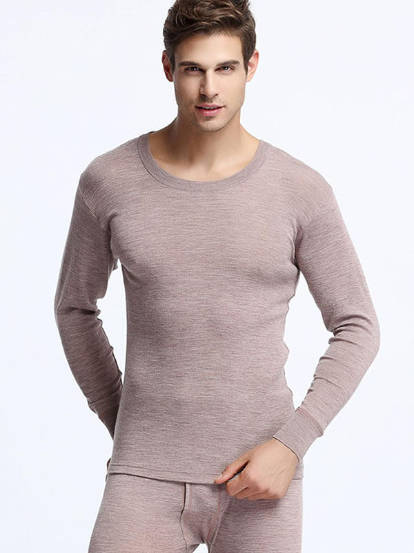 Warm Men's Merino Wool Thermal Underwear Set - SF1060, ideal for outdoor winter adventures, shown on model.